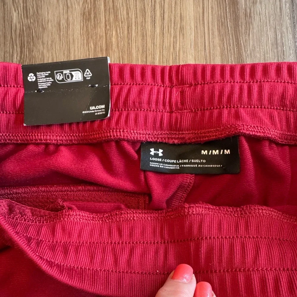 NWT Under Armour  men’s joggers